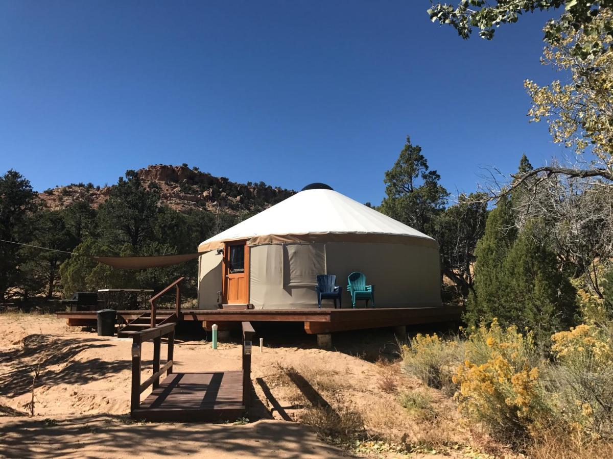 Escalante Yurts - Luxury Lodging מראה חיצוני תמונה