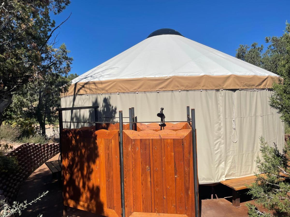 Escalante Yurts - Luxury Lodging מראה חיצוני תמונה