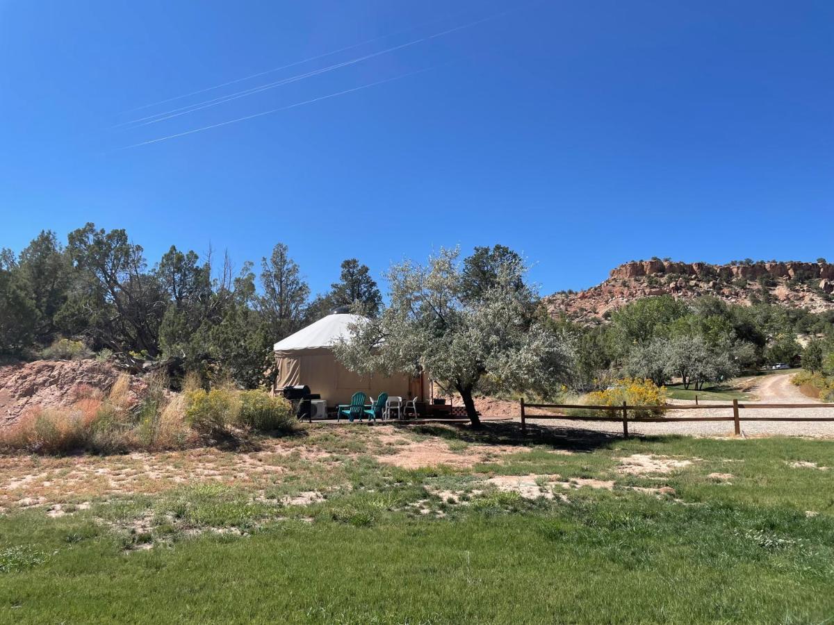 Escalante Yurts - Luxury Lodging מראה חיצוני תמונה
